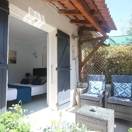 아파트 Bleu Azur Piscine Chauffee Adults Only 생플로랑