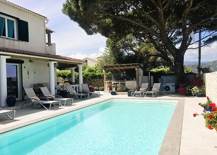 Bleu Azur Piscine Chauffee סן פלורן