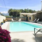 Bleu Azur Piscine Chauffee Apartament *