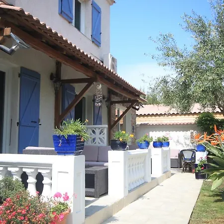 Bleu Azur Piscine Chauffee