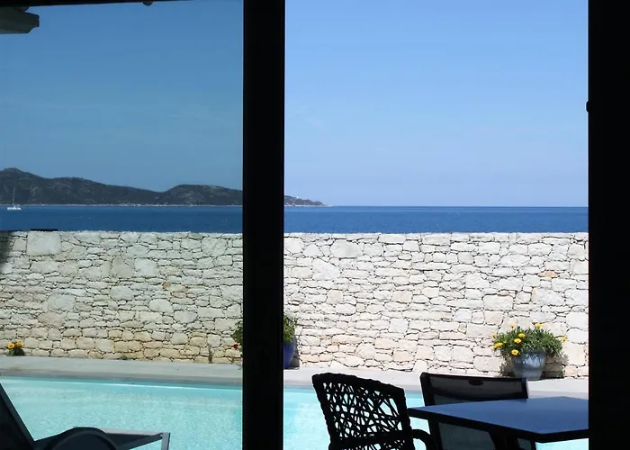 Bleu Azur Piscine Chauffee * Сен-Флоран