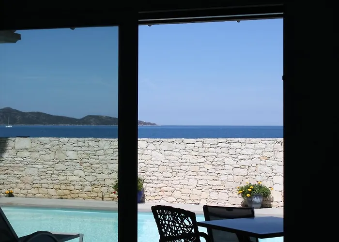 Апартаменты Bleu Azur Piscine Chauffee *