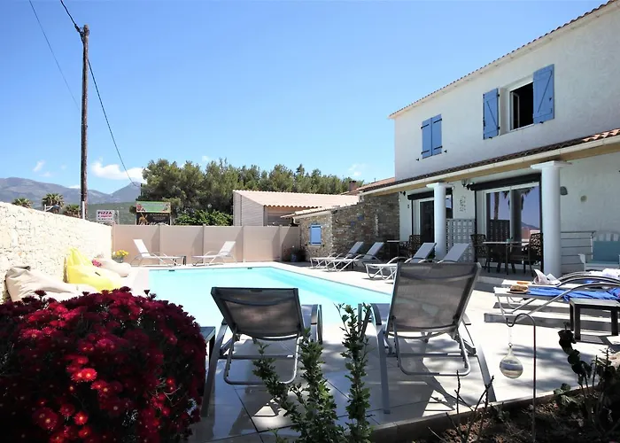 Daire Bleu Azur Piscine Chauffee